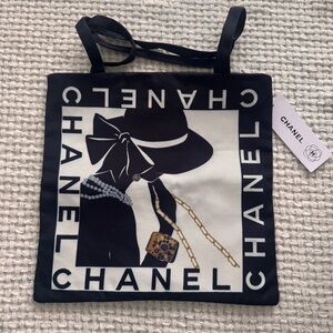 GWP CHANEL Tote Bag